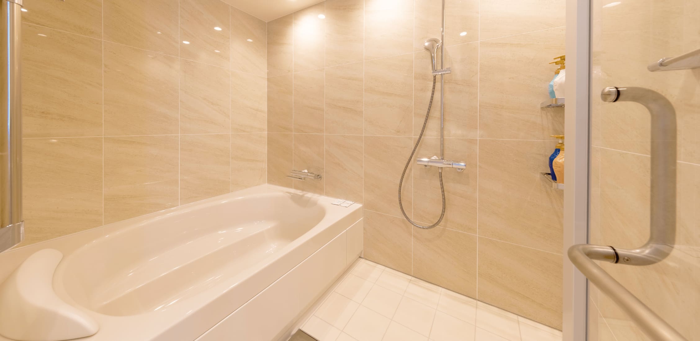 スイートダブル 室内